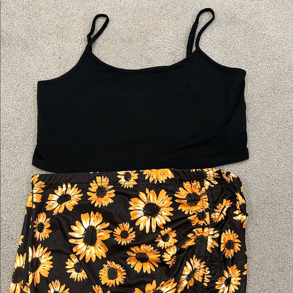 2 piece Sunflower Print Midi Skirt and cami - Picture 4 of 5